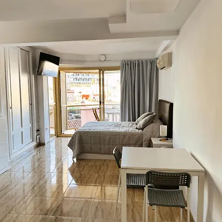 Apartment Nogalera Center With A Stunning Terrace Torremolinos