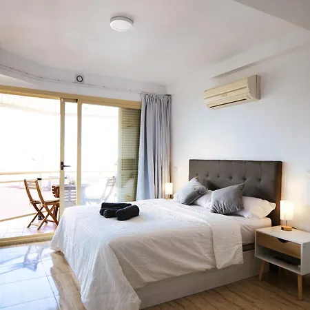 Apartment Nogalera Center With A Stunning Terrace Torremolinos