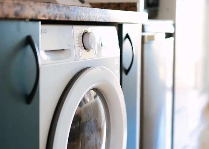 Nogalera Center With A Stunning Terrace アパート トレモリノス