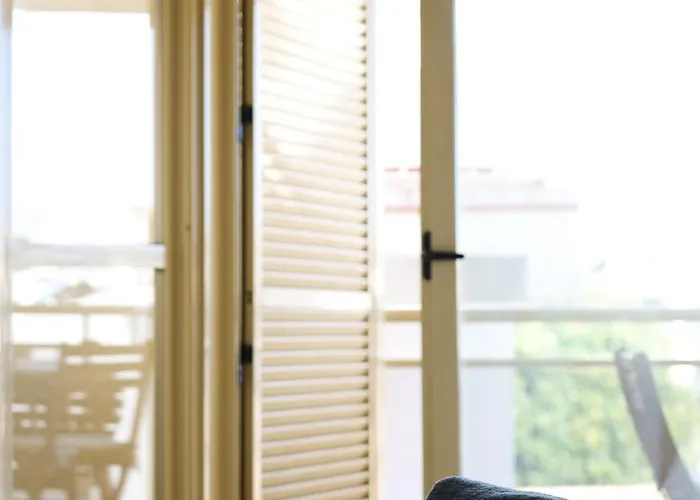 Nogalera Center With A Stunning Terrace *